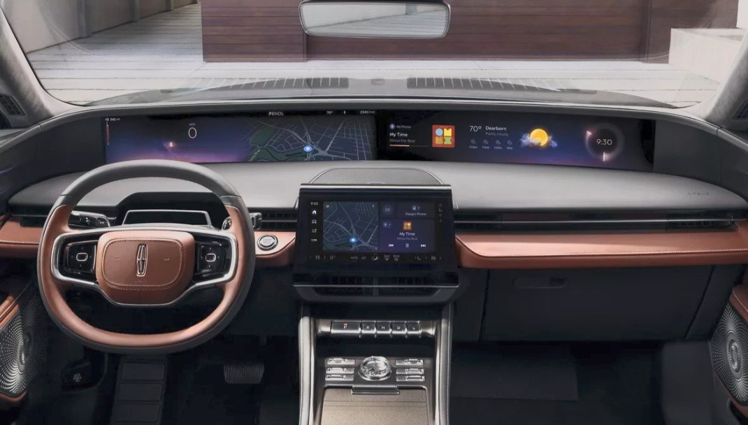 Future of Lincoln in-vehicle display technology